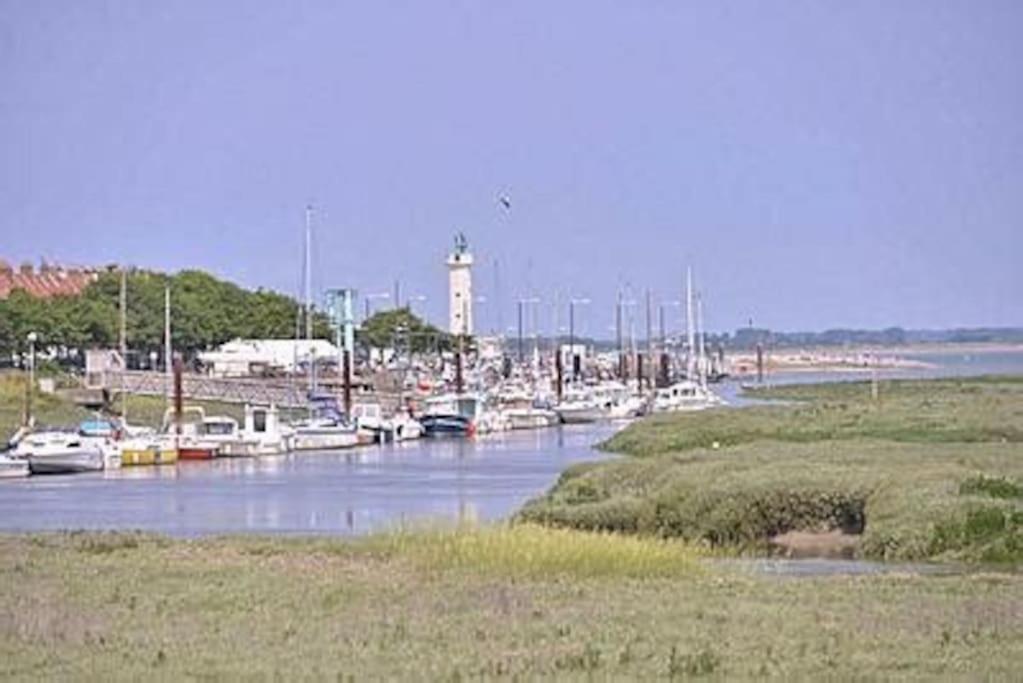 La Baigneuse Maison Avec Jardinet Et Parking Prive, A 200 M Plage Cayeux-sur-Mer Exterior photo